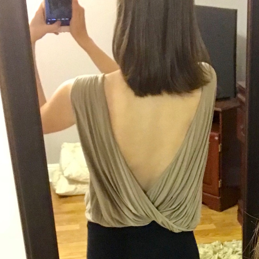 Low back top